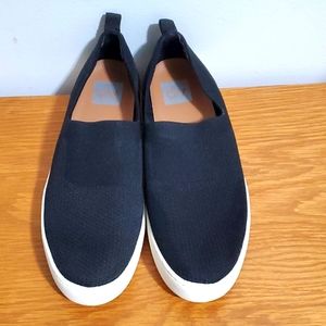 DOLCE VITA womens 9 black stretch knit slip-on sneaker